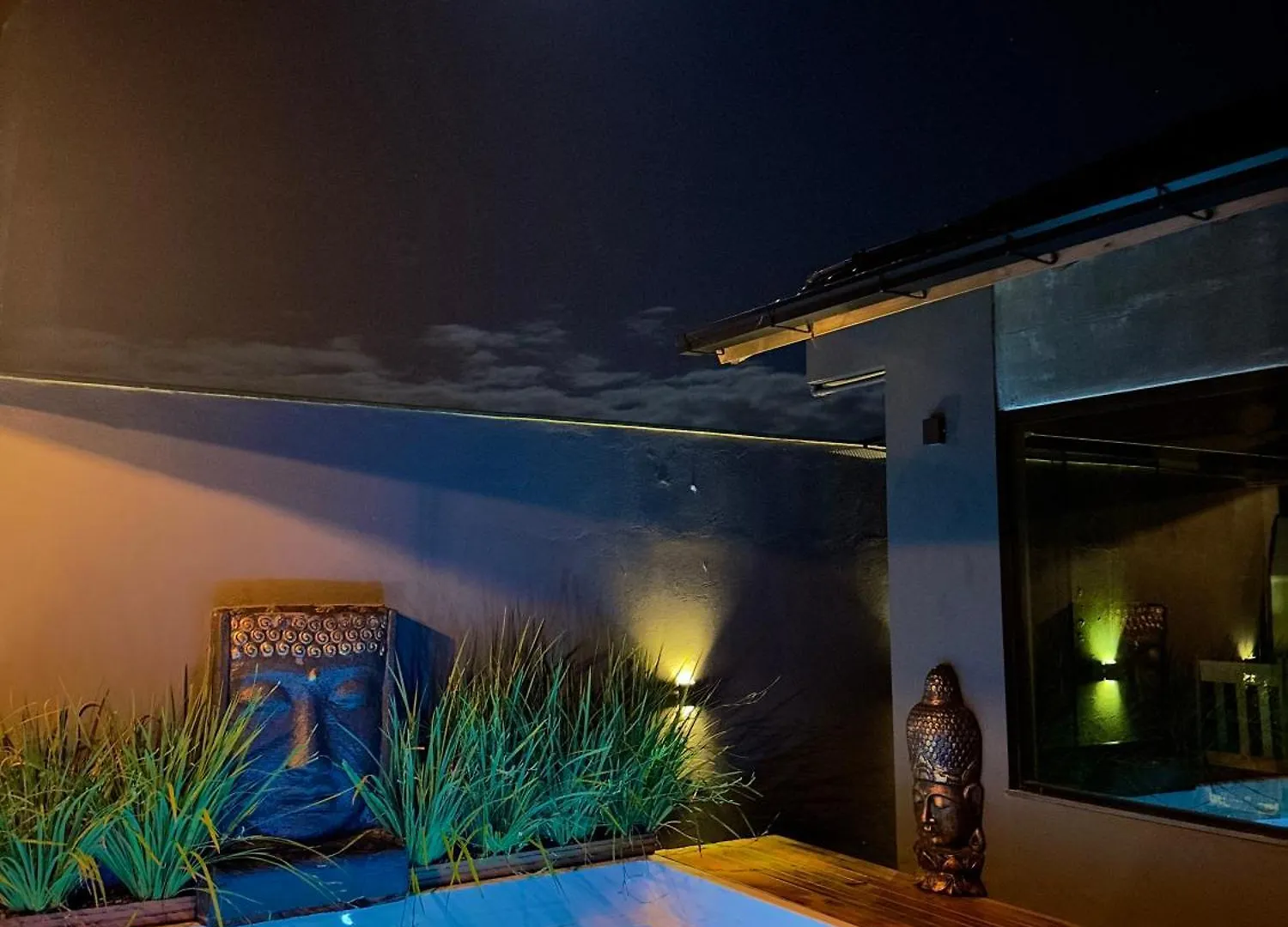 Garden Guest House 가로파바 펜션